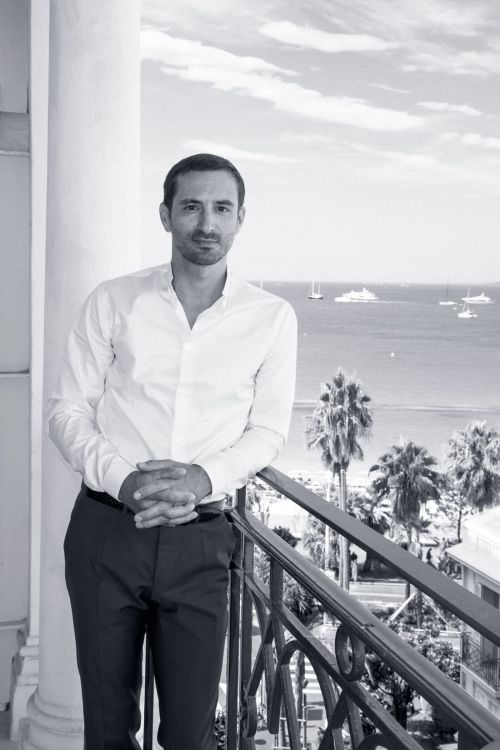Docteur Laveaux - Chirurgien et médecin esthétique à Cannes